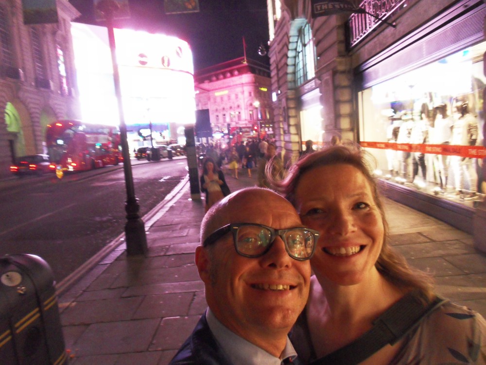 SAMSUNG DIGITAL CAMERA