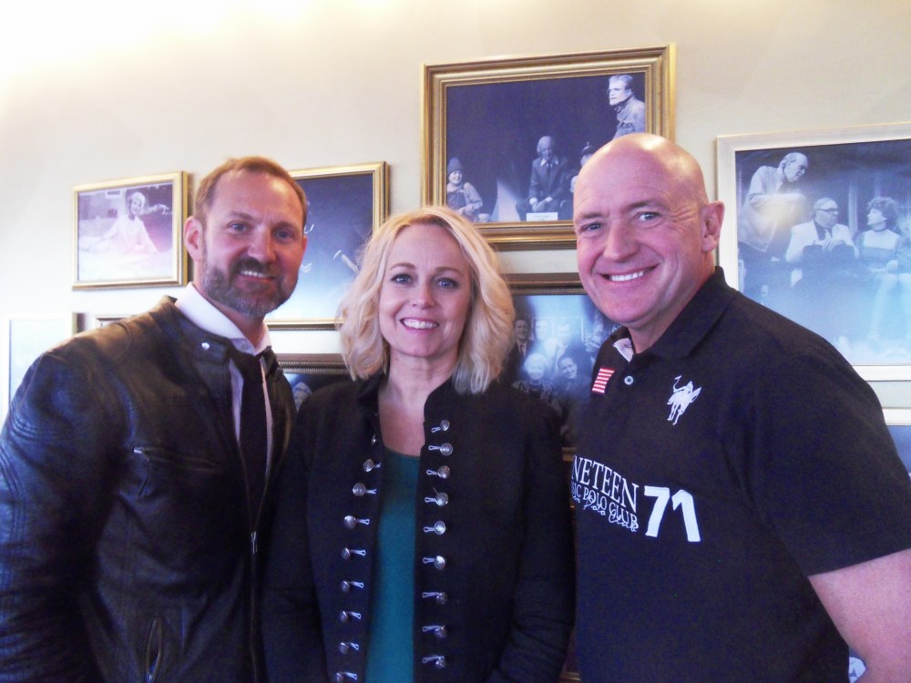 SAMSUNG DIGITAL CAMERA