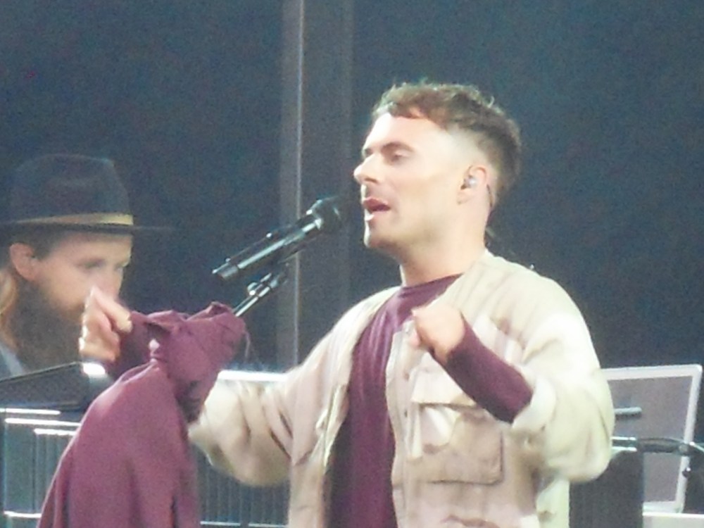 SAMSUNG DIGITAL CAMERA