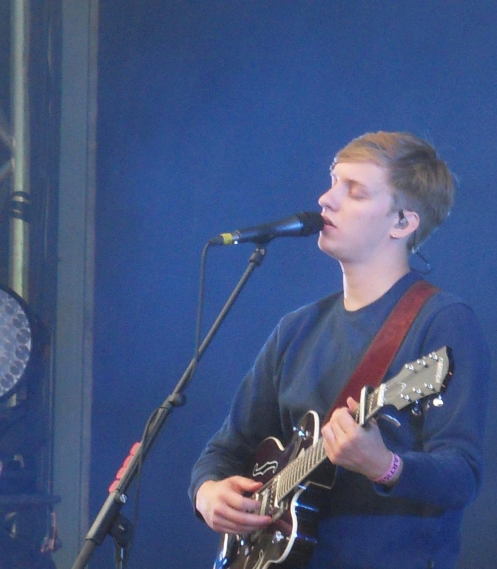 SAMSUNG DIGITAL CAMERA