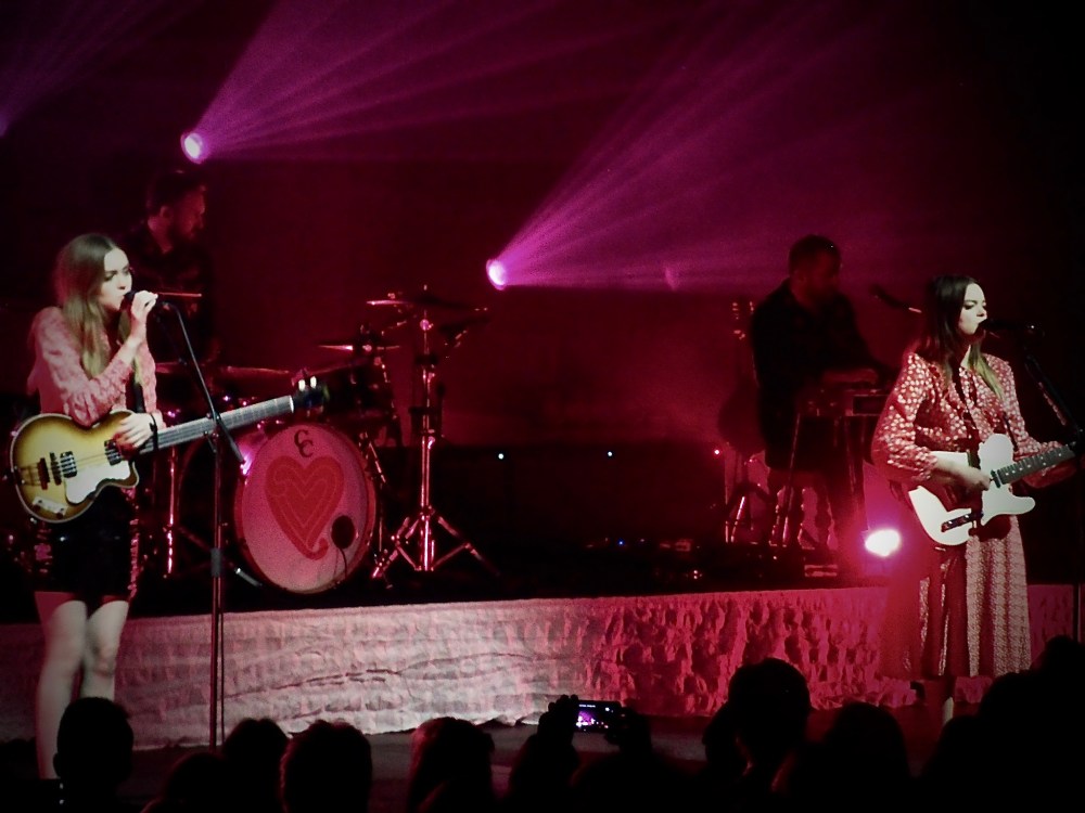 SAMSUNG DIGITAL CAMERA